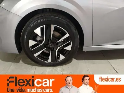 Begagnad Peugeot 208 Allure 101 HK (74 kW) 2025 Grå Halvkombi