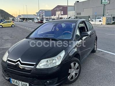 Używany Citroën C4 90 KM (66 kW) 2008 Czarny Sedan/Limuzyna