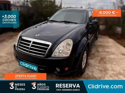 Usado SsangYong Rexton Limited 165 CV (121 kW) 2009 Azul SUV