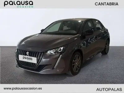 Usado Peugeot 208 Active 101 CV (74 kW) 2022 Gris Utilitario