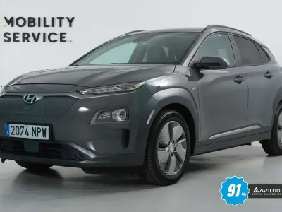 Usado Hyundai Kona Style 150 kW (204 CV) 2020 Gris SUV