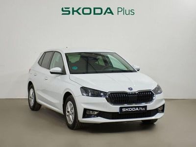 Blanco Usado 2024 Skoda Fabia Selection Utilitario | 16.500 € (Precio justo)
