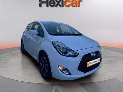 Usado Hyundai ix20 116 CV (85 kW) 2017 Blanco Utilitario