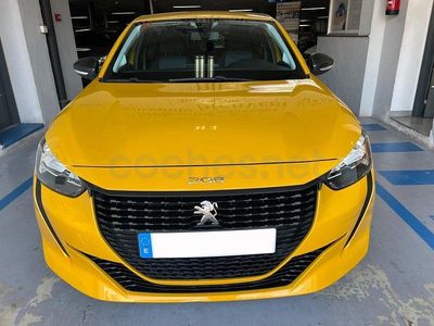 Usado Peugeot 208 Active 75 CV (55 kW) 2021 Naranja Utilitario