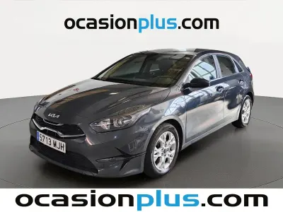 Usado Kia Ceed 136 CV (100 kW) 2023 Gris Utilitario
