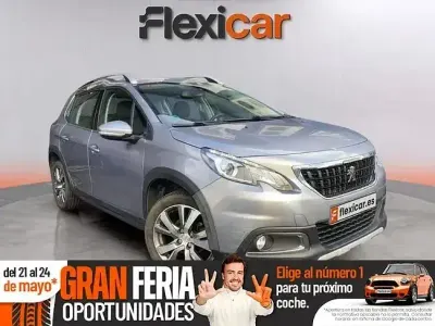 Käytetty Peugeot 2008 Allure 100 HP (73 kW) 2019 Harmaa Katumaasturi