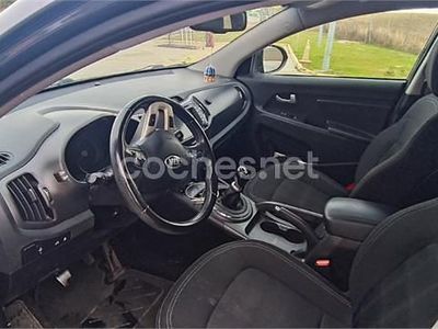 Gris / plata Usado 2014 Kia Sportage SUV | 6900 € (Precio justo)