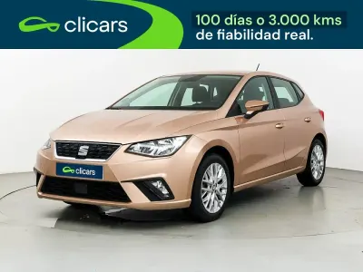 Usado Seat Ibiza Style 95 CV (69 kW) 2018 Beige Utilitario