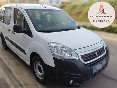 Usado Peugeot Partner Tepee Access 75 CV (55 kW) 2017 Monovolumen