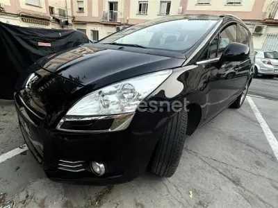 Usado Peugeot 5008 Sport 150 CV (110 kW) 2011 Negro Monovolumen