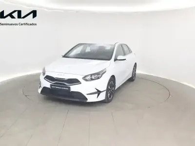 Usado Kia Ceed 100 CV (73 kW) 2025 Blanco Utilitario