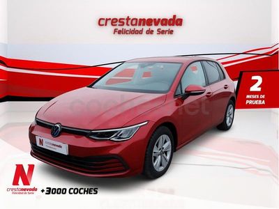Usado VW Golf VIII Life 115 CV (84 kW) 2022 Rojo Berlina