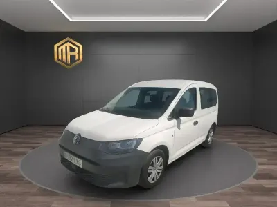 Usado VW Caddy 102 CV (75 kW) 2022 Blanco Monovolumen