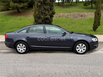 Käytetty Audi A6 177 HP (130 kW) 2006 Sininen Sedan