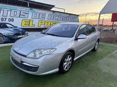 Usado Renault Laguna III Authentique 130 CV (95 kW) 2008 Gris / plata Berlina