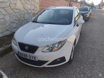 Usado Seat Ibiza ST Style 105 CV (77 kW) 2010 Blanco Familiar
