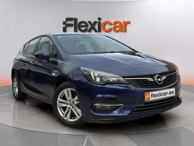 Usado Opel Astra Business Elegance 131 CV (96 kW) 2020 Azul Familiar