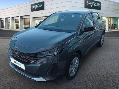 Usado Peugeot 3008 Active 130 CV (95 kW) 2024 Gris SUV