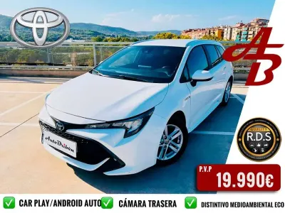 Usado Toyota Corolla Business Edition 122 CV (89 kW) 2021 Blanco Familiar