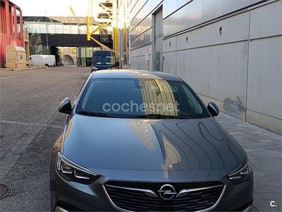 Usado Opel Insignia Exklusiv 170 CV (125 kW) 2017 Gris / plata Berlina