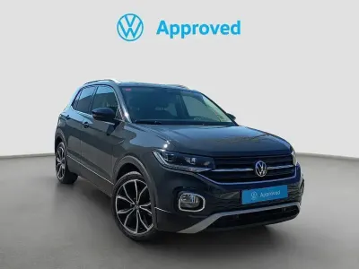 Usado VW T-Cross Sportline 110 CV (80 kW) 2021 Gris SUV