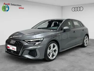 Usado Audi A3 S-Line 150 CV (110 kW) 2024 Gris / plata Berlina