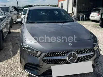 Usado Mercedes A200 136 CV (100 kW) 2019 Gris / plata Berlina