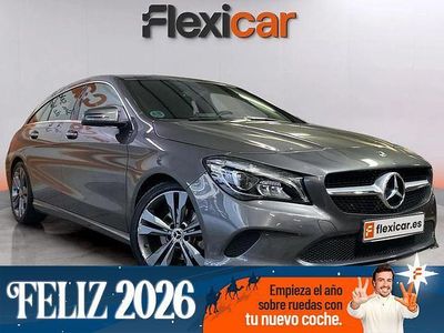 Gris Usado 2018 Mercedes CLA200 Shooting Brake Familiar | 17.990 € (Precio justo)