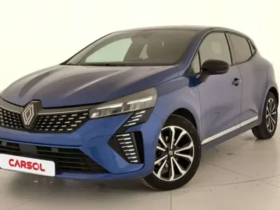 Usado Renault Clio Techno 99 CV (72 kW) 2025 Azul Utilitario