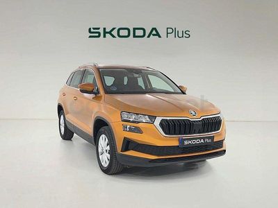 Usado Skoda Karoq Ambition 116 CV (85 kW) 2023 Naranja SUV