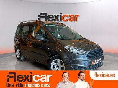 Usado Ford Tourneo Courier Ambiente 100 CV (73 kW) 2017 Beige Monovolumen