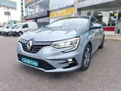 Usado Renault Mégane IV Zen 140 CV (102 kW) 2020 Gris Utilitario