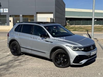 Usado VW Tiguan R-line 150 CV (110 kW) 2022 Gris / plata SUV