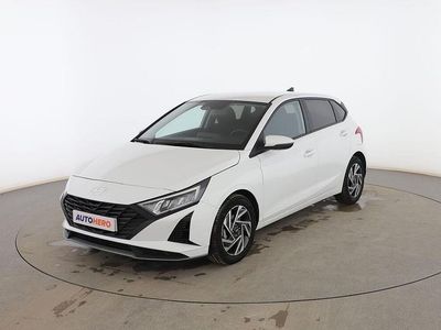 Blanco Usado 2024 Hyundai i20 Utilitario | 15.799 € (Precio justo)