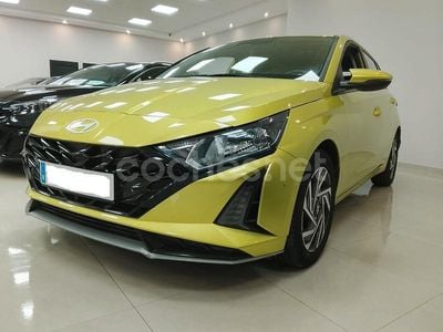 Verde Usado 2024 Hyundai i20 Berlina | 14.649 € (Precio justo)
