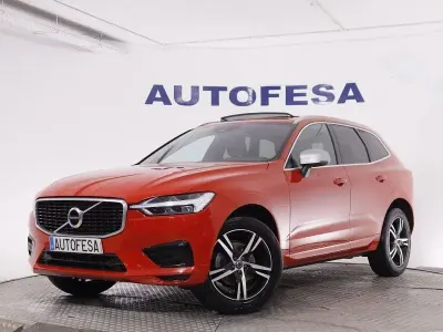 Käytetty Volvo XC60 R-Design 150 HP (110 kW) 2019 Punainen Katumaasturi