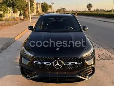 Usado Mercedes GLA250 218 CV (160 kW) 2024 Negro SUV