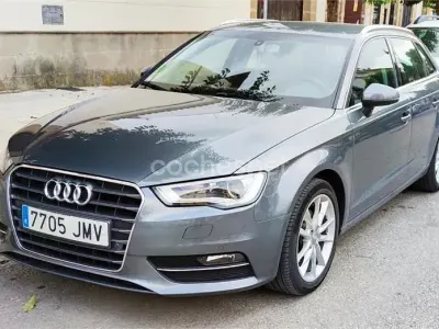 Käytetty Audi A3 Attraction 150 HP (110 kW) 2016 Harmaa Sedan