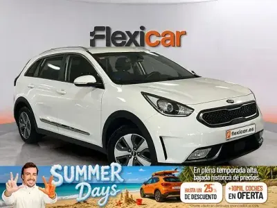 Usado Kia Niro 141 CV (103 kW) 2019 Blanco SUV