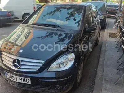 Usado Mercedes B180