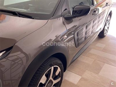 Usado Citroën C4 Cactus Feel 100 CV (73 kW) 2015 Marrón Utilitario