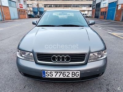 Gris / plata Usado 1999 Audi A4 Berlina | 2400 € (Precio justo)