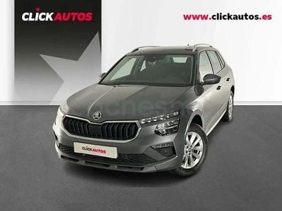 Usado Skoda Kamiq Selection 115 CV (84 kW) 2025 Gris / plata SUV