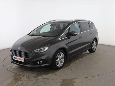 Usado Ford S-MAX Titanium 150 CV (110 kW) 2017 Gris Monovolumen
