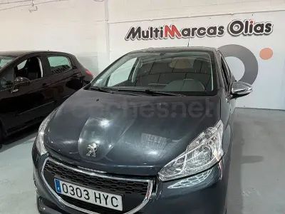 Usado Peugeot 208 Access 82 CV (60 kW) 2014 Gris / plata Utilitario