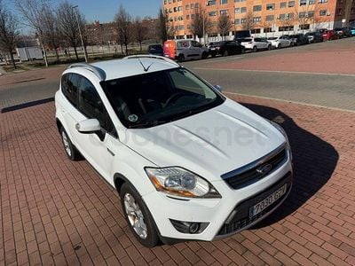 Usado Ford Kuga Titanium 140 CV (102 kW) 2011 Blanco SUV