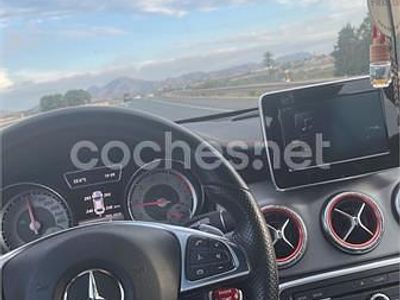 Blanco Usado 2015 Mercedes CLA200 AMG line Berlina | 20.500 € (Precio justo)