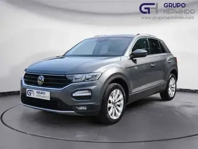 Używany VW T-Roc Advance 150 KM (110 kW) 2021 Szary SUV