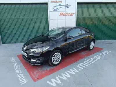 Usado Renault Mégane III GT 115 CV (84 kW) 2014 Negro Coupe