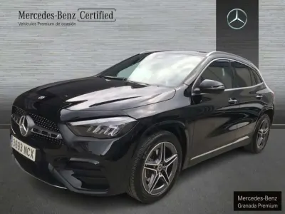 Usado Mercedes GLA200 150 CV (110 kW) 2025 Negro SUV